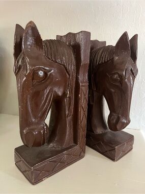 Hand-Carved Horse Head Bookends - Brown Home Art, vintage wooden pieces